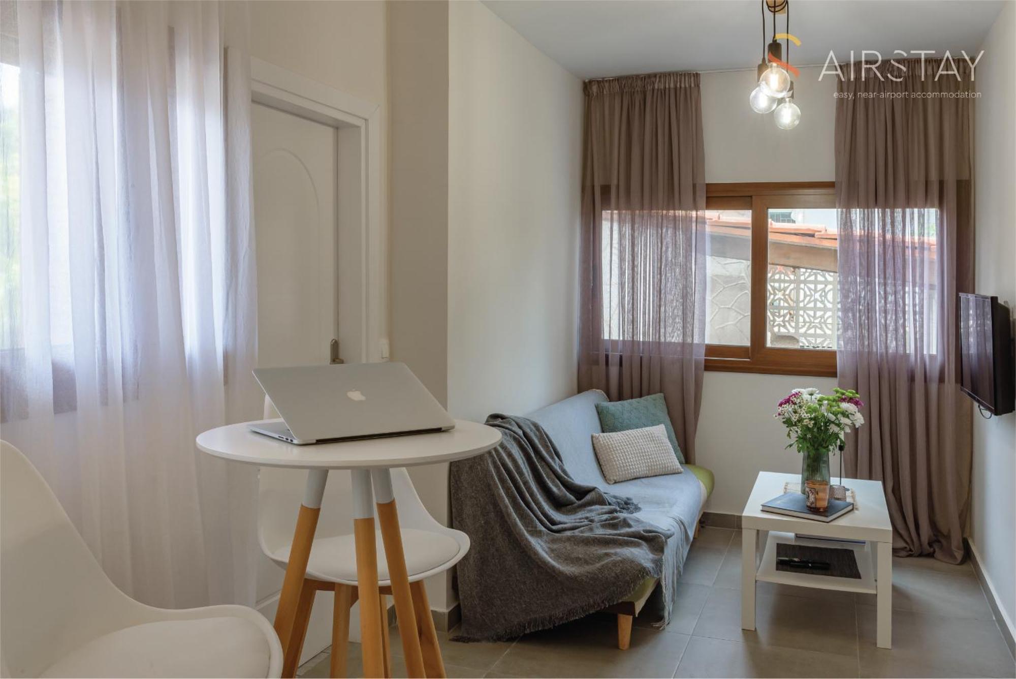 Ryze Apartments Airport By Airstay Artemida  Exterior foto