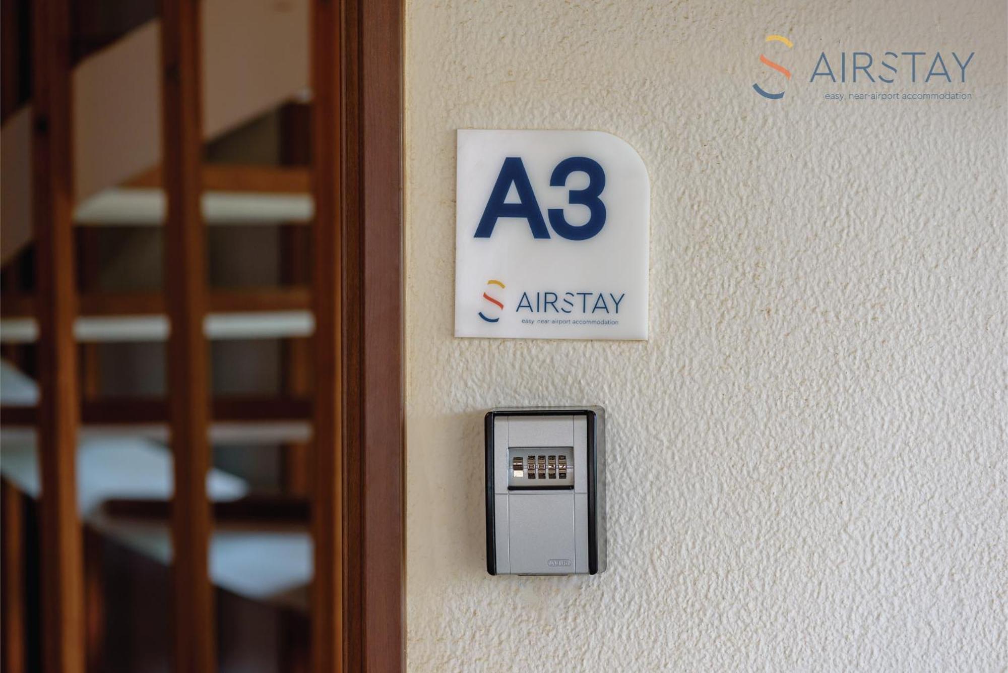 Ryze Apartments Airport By Airstay Artemida  Exterior foto